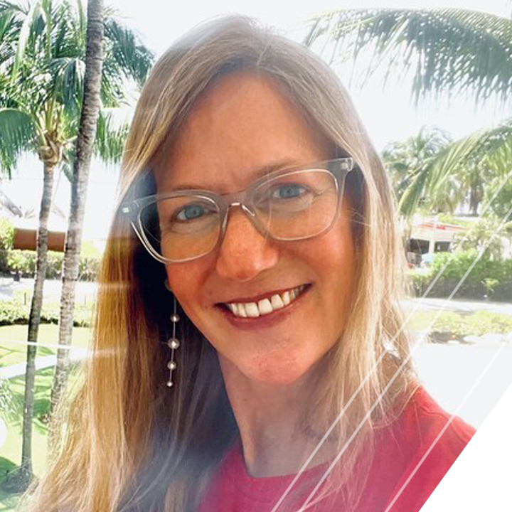 Julz Lowenberg lead image